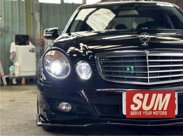 極品稀有E280 尖頭小改款 車況優車主用心照顧W211  第1張相片