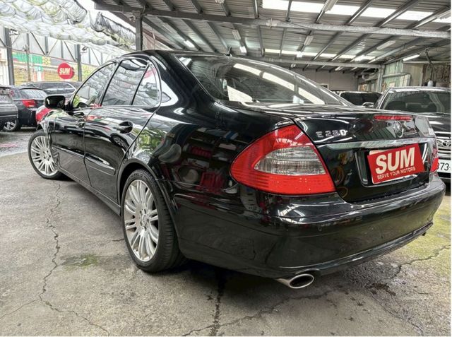 極品稀有E280 尖頭小改款 車況優車主用心照顧W211  第4張相片