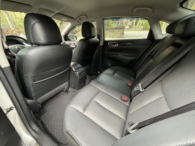 『實車實價』Sentra 1.8 ikey 定速 胎壓 自動大燈 恆溫 跑少  第11張相片
