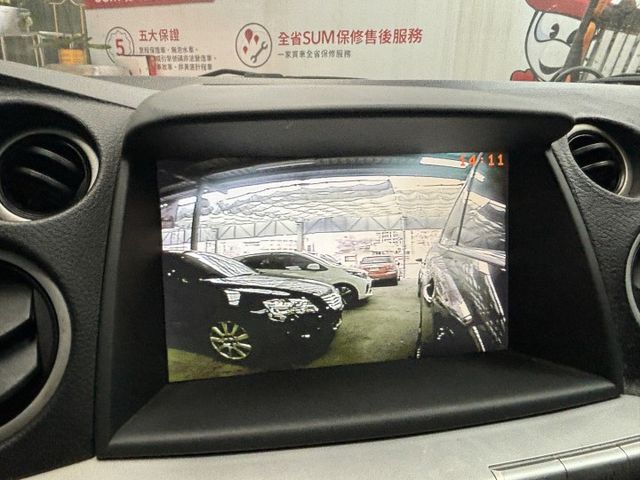 『實車實價』一手車U7 ikey 恆溫 環景 電尾 四面鏡頭清晰 跑少  第6張相片