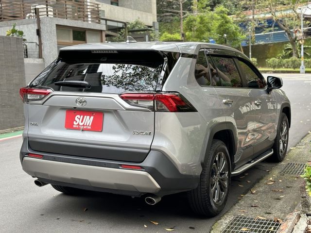 『實車實價』Rav4 2.0 電尾門 環景 全速率跟車 冷熱座椅 IKEY  第4張相片