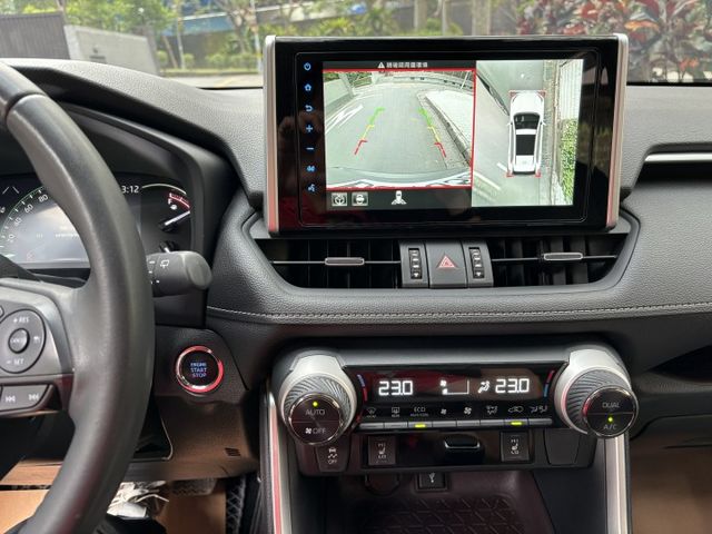 『實車實價』Rav4 2.0 電尾門 環景 全速率跟車 冷熱座椅 IKEY  第14張相片
