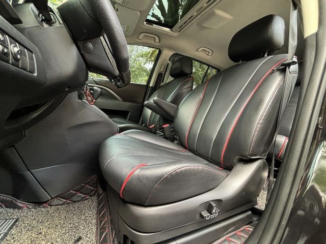 Mazda5 7人座 電動椅 恆溫 無限Carplay 三台螢幕  第9張相片