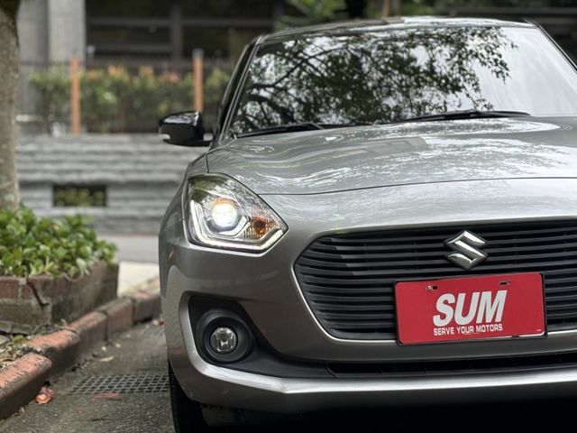 『實車實價』Swift 1.0T 雙色車頂 Ikey 盲點 倒車顯影 前車距雷達  第6張相片