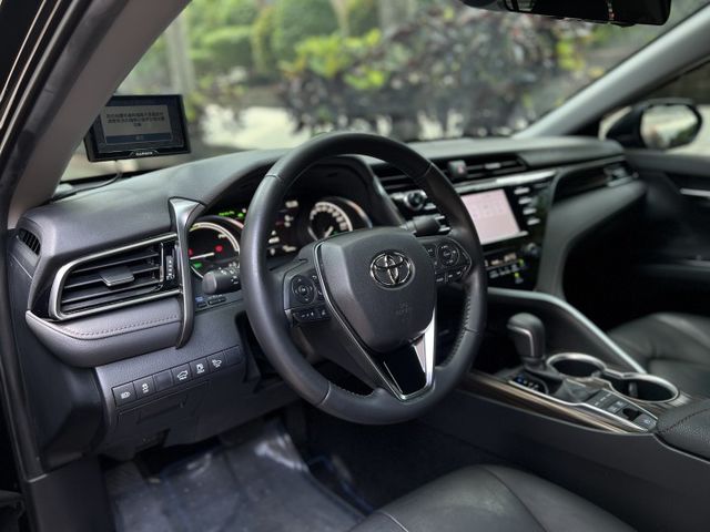 Camry 油電 新款 一手車 跑少 抬頭顯示器  第9張相片