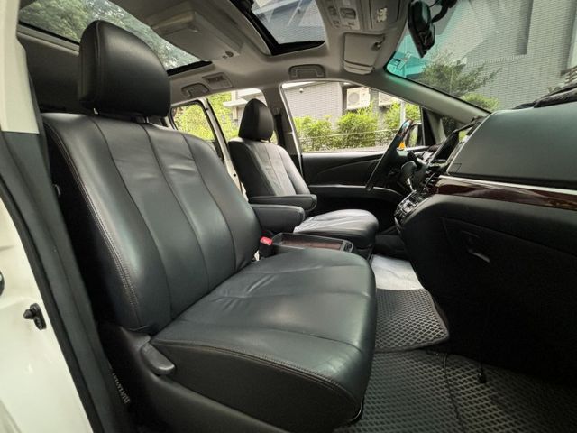 『實車實價』Previa 2.4 雙電滑 電動尾門 電動椅 定速 IKEY  第19張相片