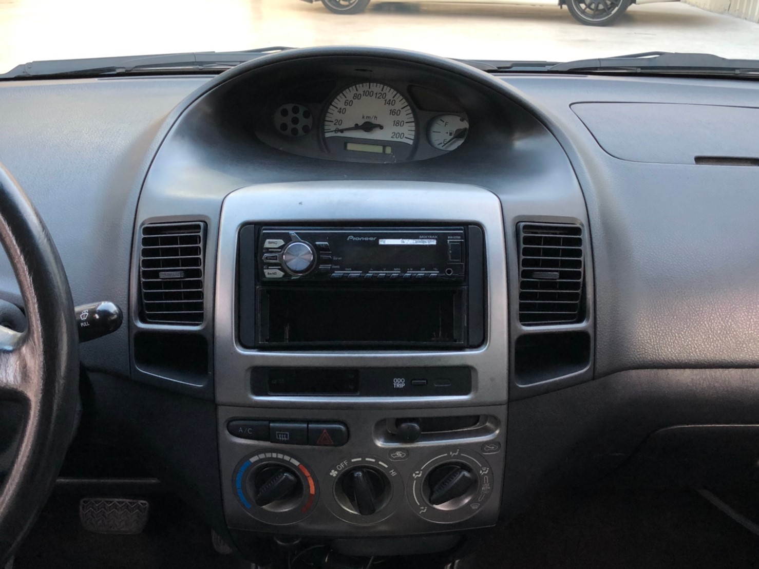 2005 Vios 1.5／一手女用車 ／里程保證13萬／認證車／黑內裝  第7張相片