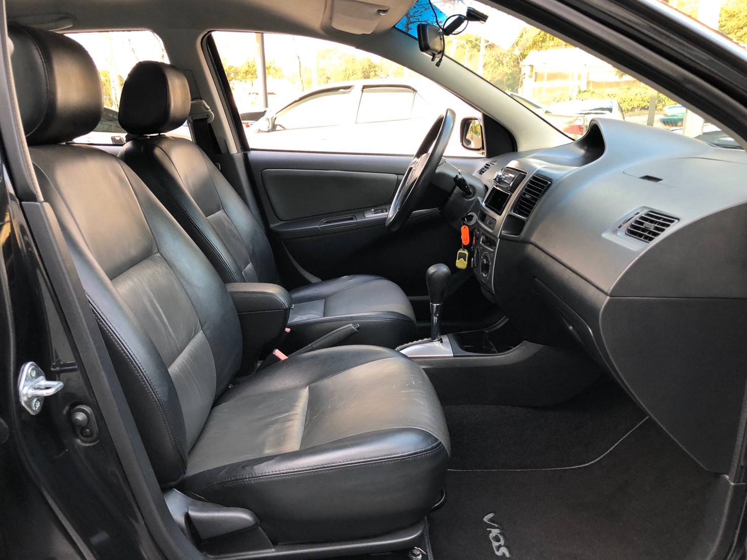 2005 Vios 1.5／一手女用車 ／里程保證13萬／認證車／黑內裝  第10張相片