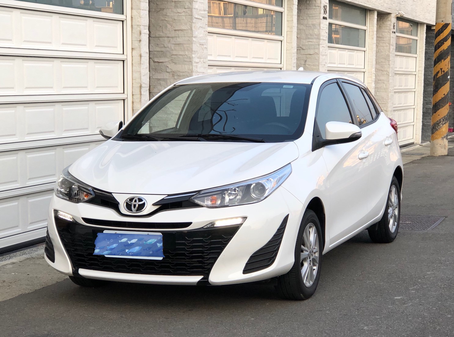 平價刊登保證！2019 Yaris 1.5／里程純跑2萬／認證車／有保固／實車實價保證  第1張相片