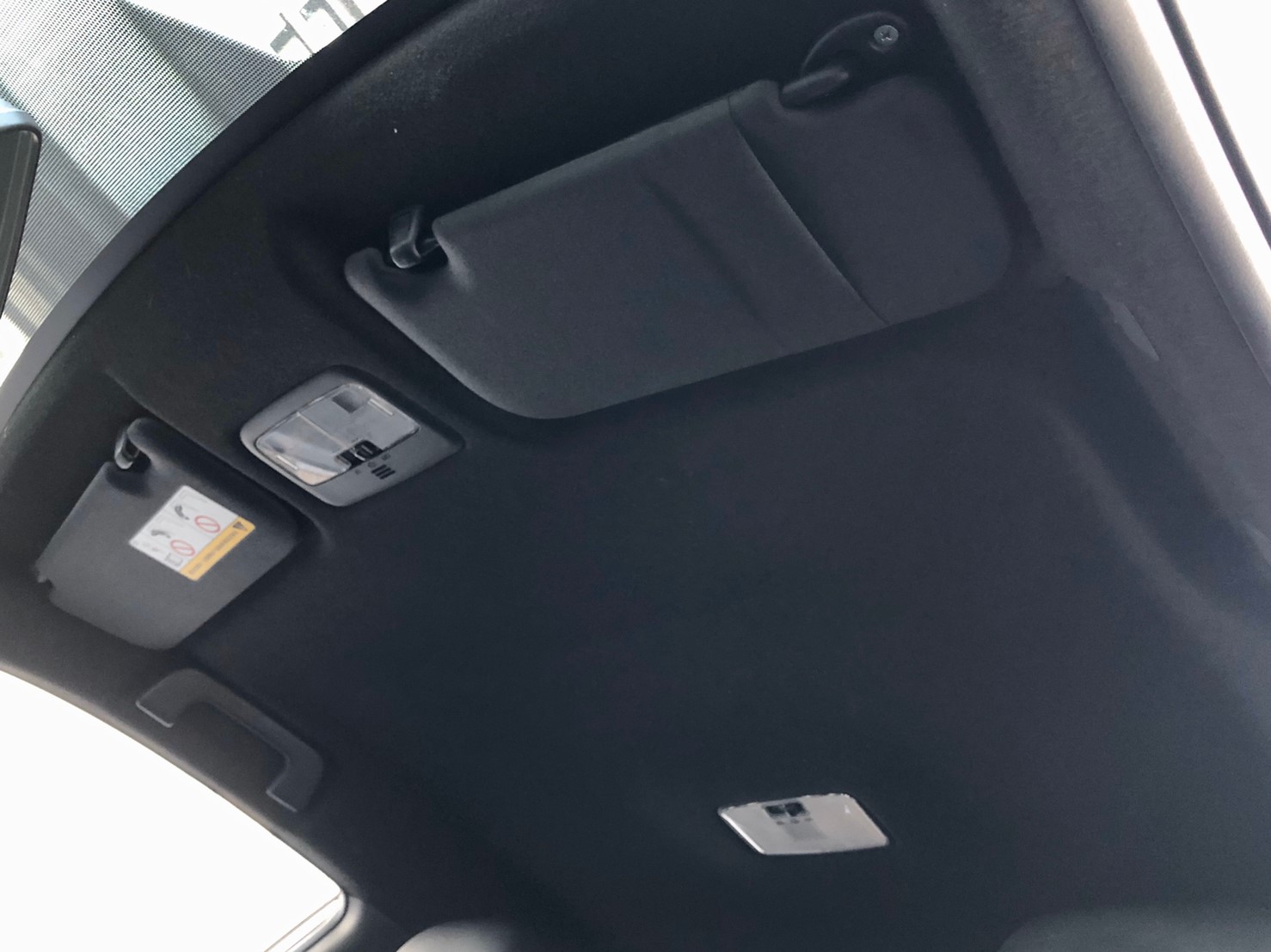 平價刊登保證！2019 Yaris 1.5／里程純跑2萬／認證車／有保固／實車實價保證  第16張相片