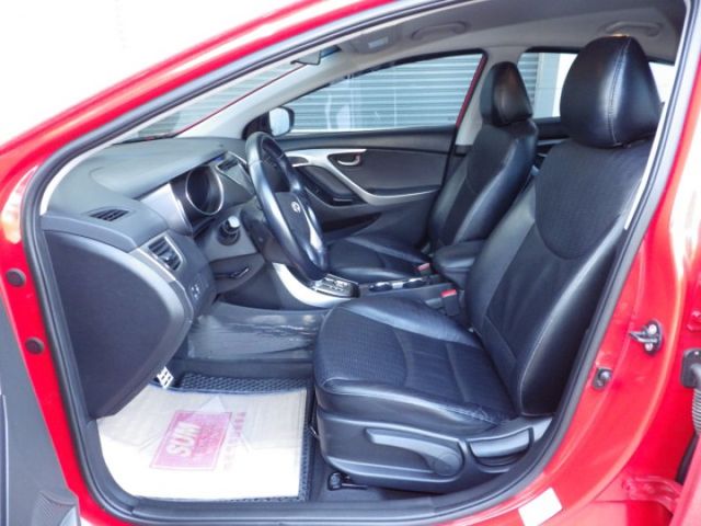 僅跑5萬 酷炫科技石頭漆 免洗車打蠟  10年保固 原廠空力套件  第13張相片