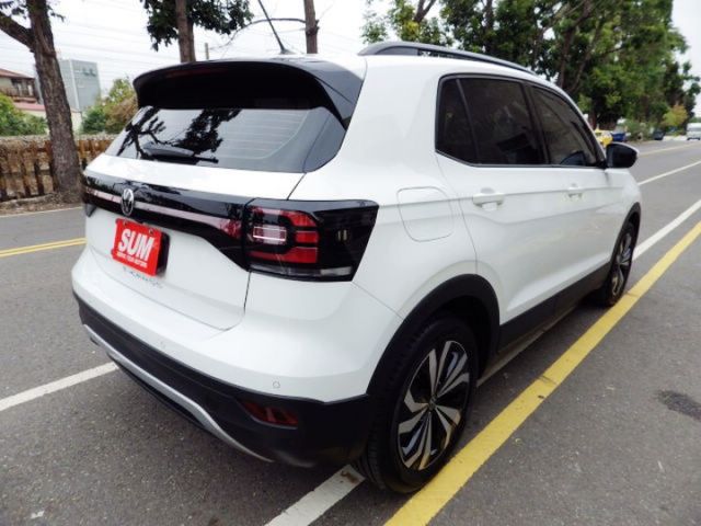 僅跑5千公里 新車保固中 可認證 可全額貸款  第3張相片
