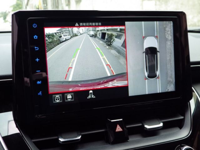 僅跑4仟 GR版 GR套件 雙特仕 ACC 360度環景 車道維持 新車保固 可認證 可全貸  第9張相片