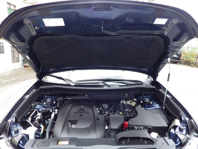 全新展示車 S-AWC旗艦型 4WD  LED頭燈 數位儀表板 ACC 車道偏移 主動煞車 盲點 電動椅 電尾門 可認證  第20張相片