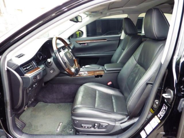ES350 旗艦型 I KEY 摸門 全景天窗 LDWS/車道偏離警示系統  盲點 可認證  可全額貸款  第12張相片