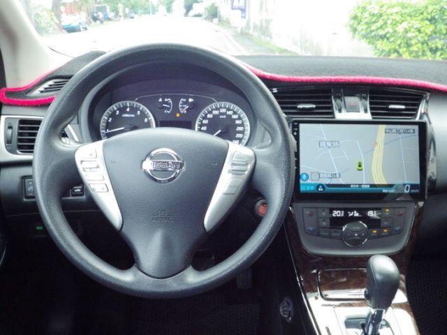 福利車 I KEY 定速 安卓機 雙區恆溫  倒車影像 可認證 可全額貸款  第9張相片