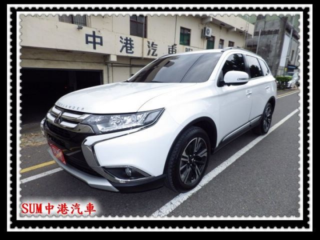 S-AWC旗艦型 4WD LED頭燈 原廠電子後視鏡 數位儀表板 ACC 車道偏移 主動煞車 盲點 電動椅 電尾門  第1張相片
