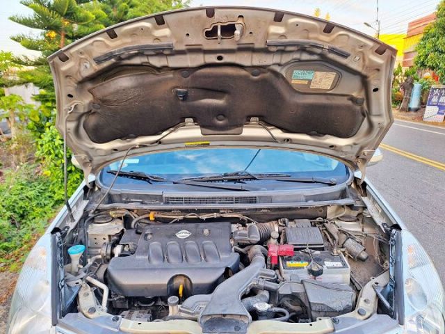 在地一手無菸車 3排座椅  7人座 黑內裝 1.8 省油 耐操 保值  第20張相片