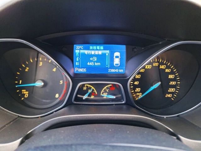 柴油 渦輪增壓 在地無菸車 車況極佳 冷氣強冷 底盤無聲 歡迎試車  第19張相片