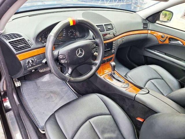 非常經典 在地大廟主委一手車庫車 僅跑11萬 整台車內外綿~綿~綿~  第11張相片