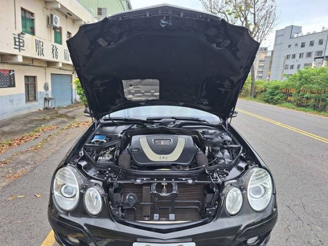 非常經典 在地大廟主委一手車庫車 僅跑11萬 整台車內外綿~綿~綿~  第20張相片