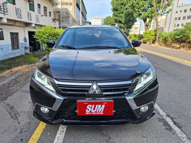 I KEY 數位儀表板 盲點偵測 倒車顯影 恆溫 定速 電折 可保固 可全貸  第2張相片