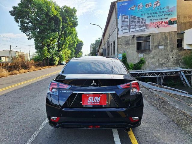 I KEY 數位儀表板 盲點偵測 倒車顯影 恆溫 定速 電折 可保固 可全貸  第5張相片