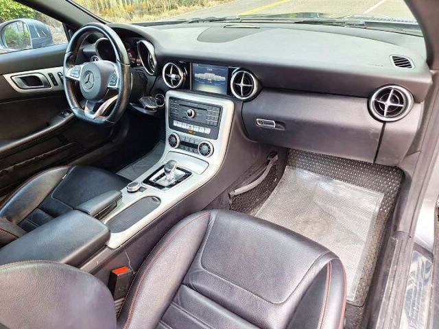 SLC200 總代理 敞篷車 可全額貸款  第9張相片