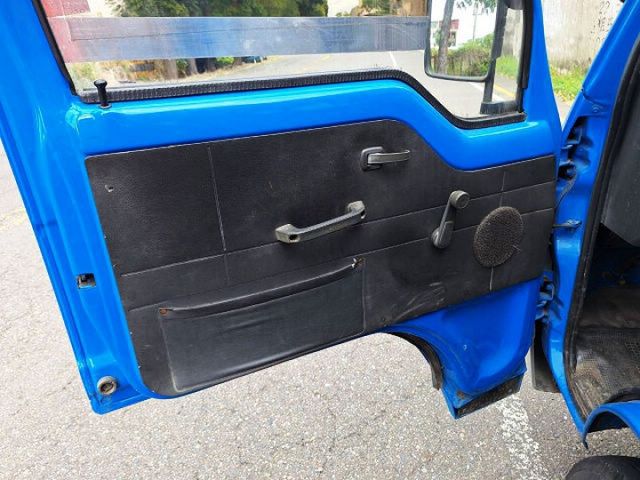 全新三面掀帆布 四只全新胎 冷氣冷  MP3音響 動力方向盤 車況佳  第6張相片