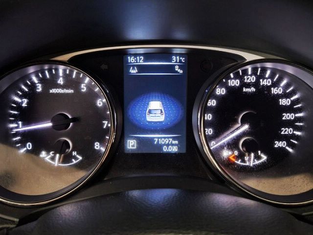 僅跑7萬 I-KEY 摸門 環景 4WD 全景天窗 盲點偵測 車道偏移 電尾門  第19張相片