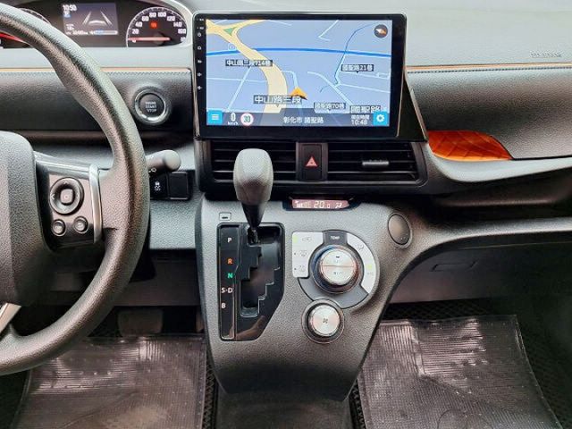 休旅 電動滑門 盲點 定速 TSS系統 無菸車 保固中  第9張相片