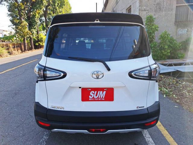 CROSSOVER版 休旅雙吸滑門 定速 TSS系統 四只16吋橫濱全新輪胎 無菸車 保固中 可全貸  第5張相片