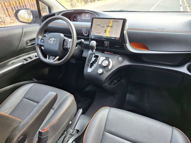 7人座 雙電動滑門 盲點 定速 TSS系統 全新安卓機+360環景 保固中  第14張相片