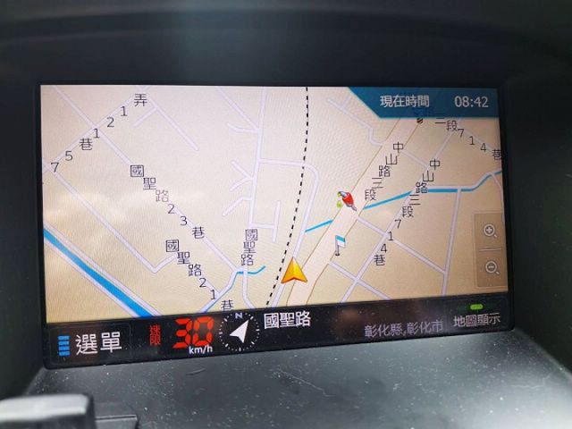 一手車 全程原廠保養  恆溫 定速 渦輪 電折 快撥 盲點 衛星導航 倒車影像 可認證  (貸款專案)  第9張相片