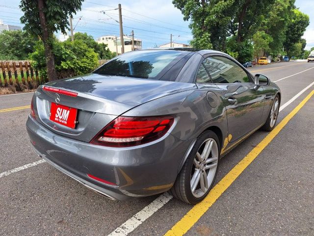 SLC200 總代理 敞篷車 可全額貸款  第4張相片