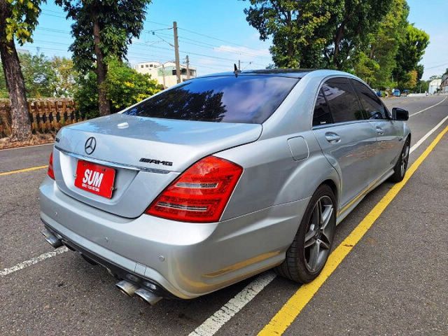 S550 07年式 改12年式車型 S63AMG全車精品套件 車況一流  第5張相片