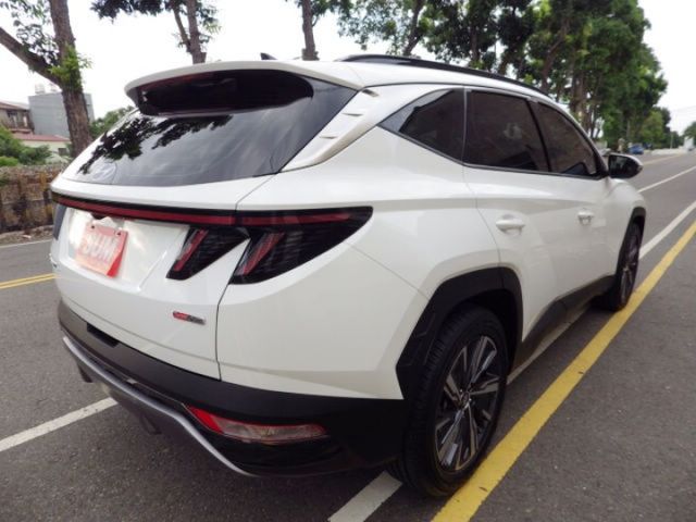 B款 全新車 渦輪增壓 油電混合 可認證  第4張相片