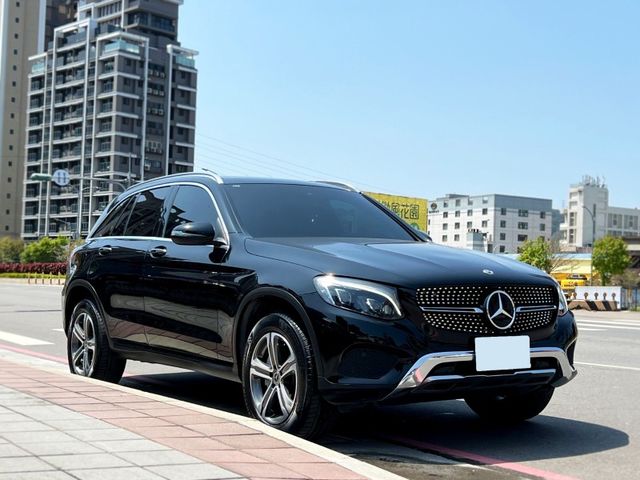 Mercedes-Benz/賓士   GLC-CLASS  GLC300  第2張相片