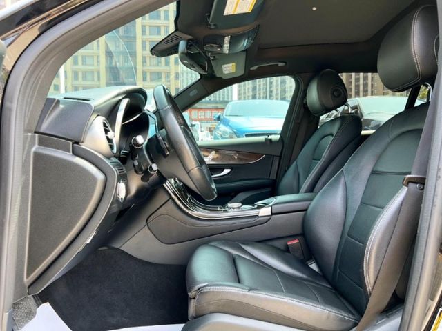 Mercedes-Benz/賓士   GLC-CLASS  GLC300  第8張相片