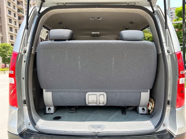Hyundai  Starex  第5張相片