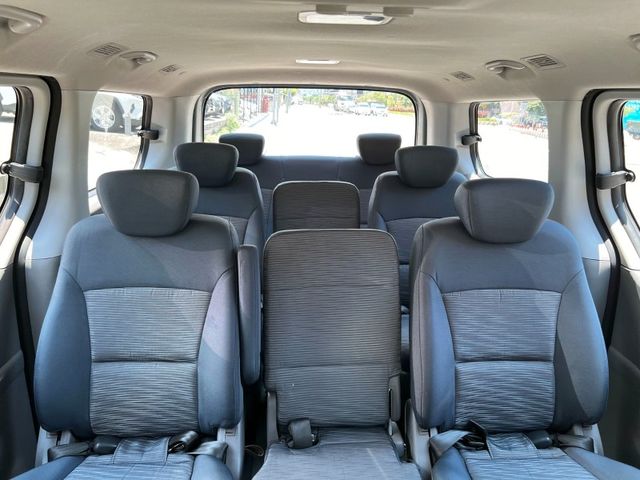 Hyundai  Starex  第11張相片