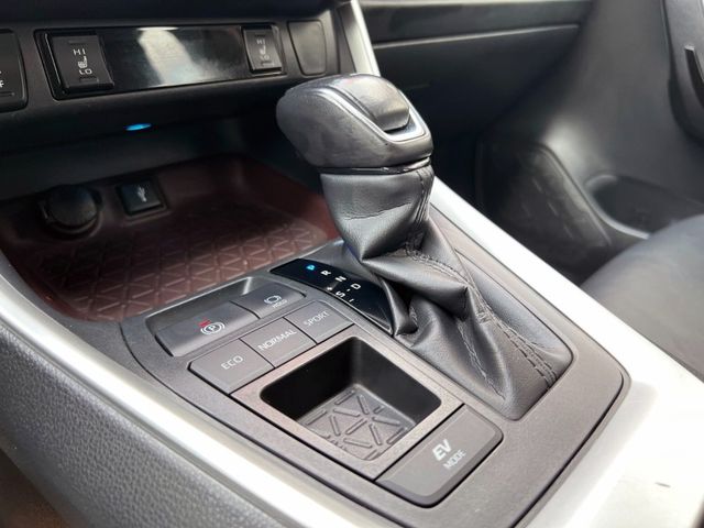 Toyota  RAV4  第17張相片