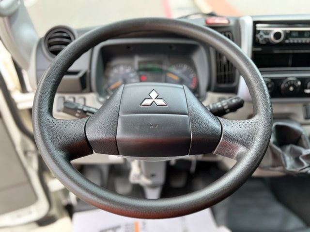 Mitsubishi  Canter  第10張相片