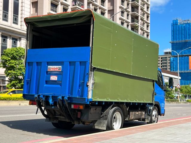 Mitsubishi  Canter  第5張相片