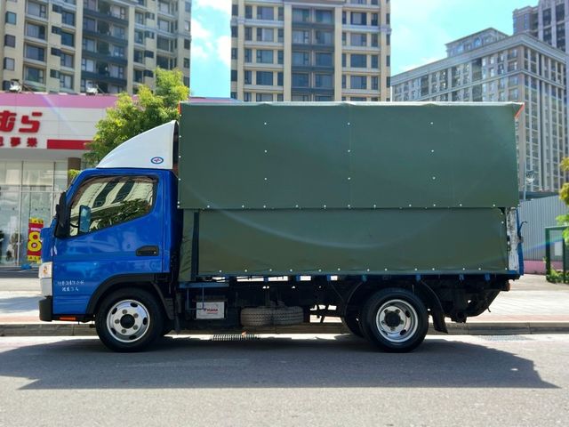 Mitsubishi  Canter  第9張相片