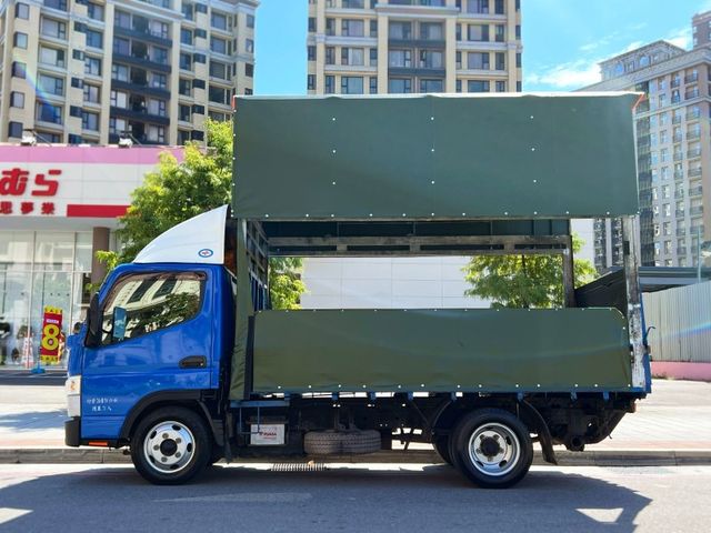 Mitsubishi  Canter  第10張相片