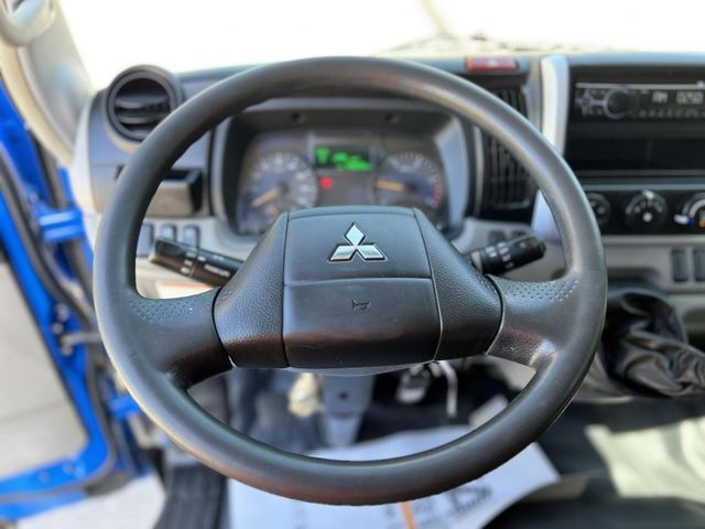Mitsubishi  Canter  第19張相片