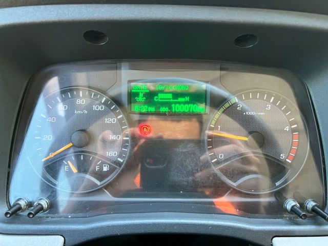 Mitsubishi  Canter  第21張相片