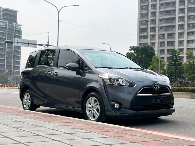 Toyota  SIENTA 2017 Toyota Sienta 7人座豪華 全台最划算首選 全車如新 車況超讚 多功能休旅車 MPV 豐田 5  第2張相片