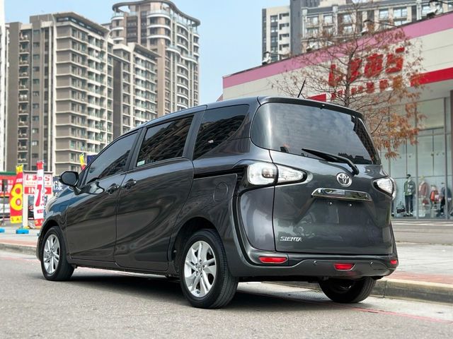 Toyota  SIENTA 2017 Toyota Sienta 7人座豪華 全台最划算首選 全車如新 車況超讚 多功能休旅車 MPV 豐田 5  第4張相片